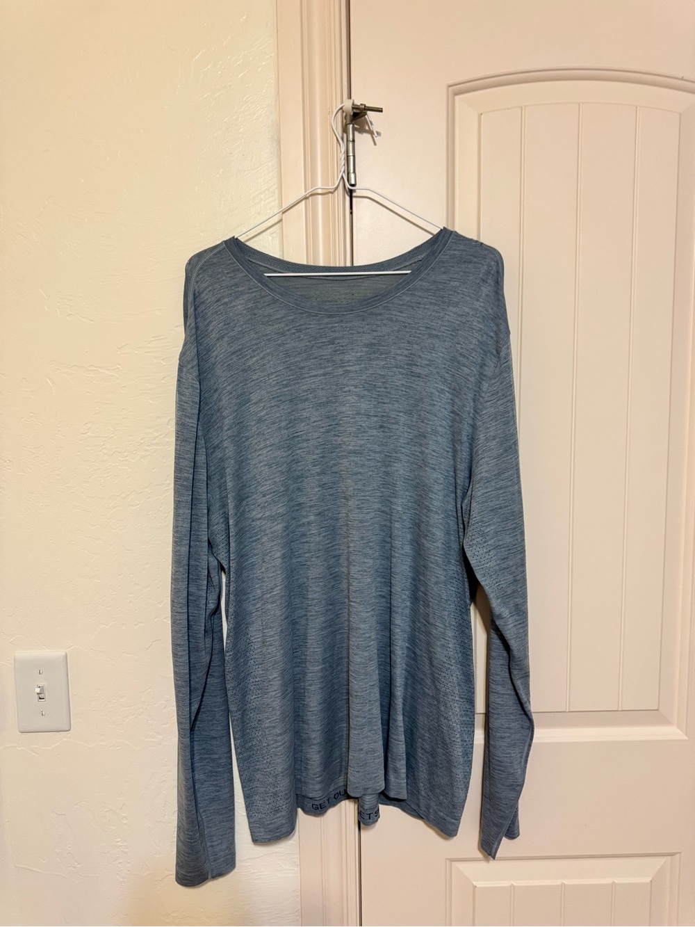 lululemon athletica Heathered Blue Long-Sleeve Crew Top